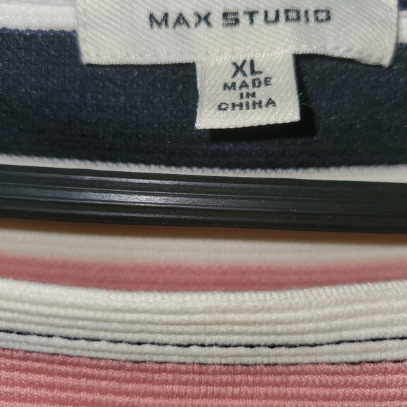 MAX Studio Dress - Picture 3 of 4